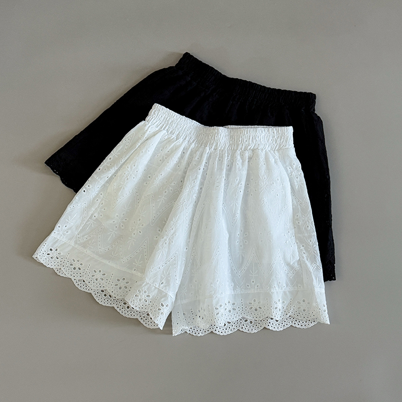 女性の夏のシンプルなショーツ弾性ウエスト刺繍花柄ワイドレッグ - Printing Qc のレビューと価格